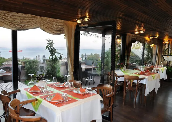 ホテル Megara Palace - Old