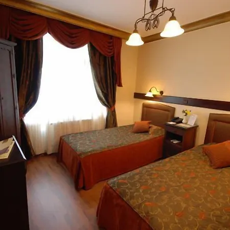 Megara Palace - Old Hotel 3*