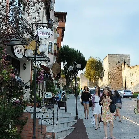 Megara Palace - Old 3*