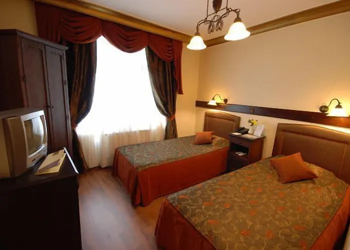 Megara Palace - Old Ξενοδοχείο 3*