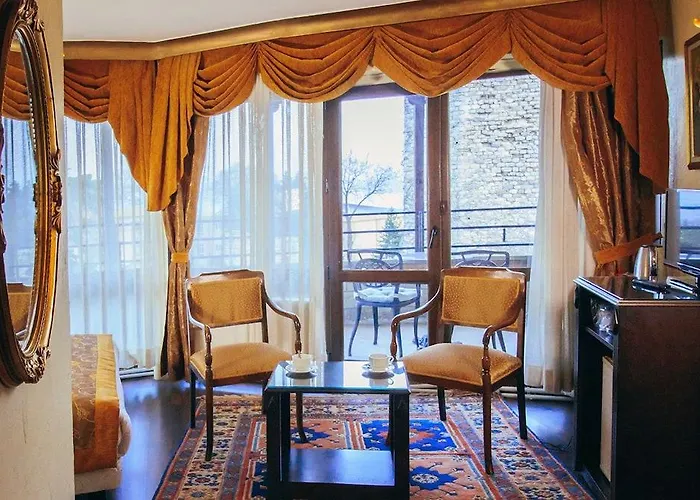 Megara Palace - Old Κωνσταντινούπολη