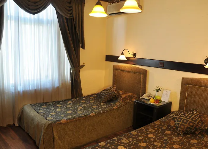 Megara Palace - Old Ξενοδοχείο 3*