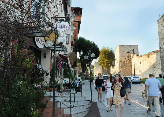 Ξενοδοχείο Megara Palace - Old 3*