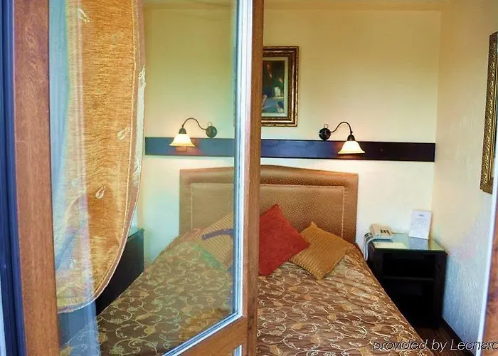 Ξενοδοχείο Megara Palace - Old