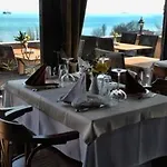 Megara Palace - Old 3*
