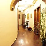 Megara Palace - Old 3*