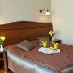Megara Palace - Old 3*