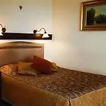 Hotel Megara Palace - Old 3*