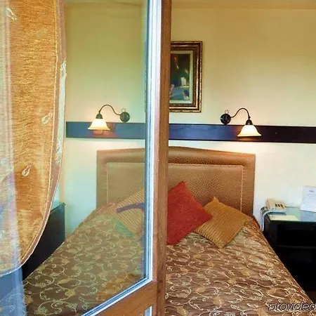 Hotel Megara Palace - Old