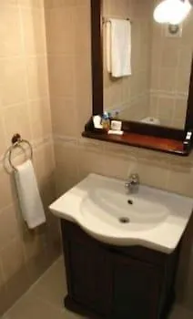 Megara Palace - Old Hotel